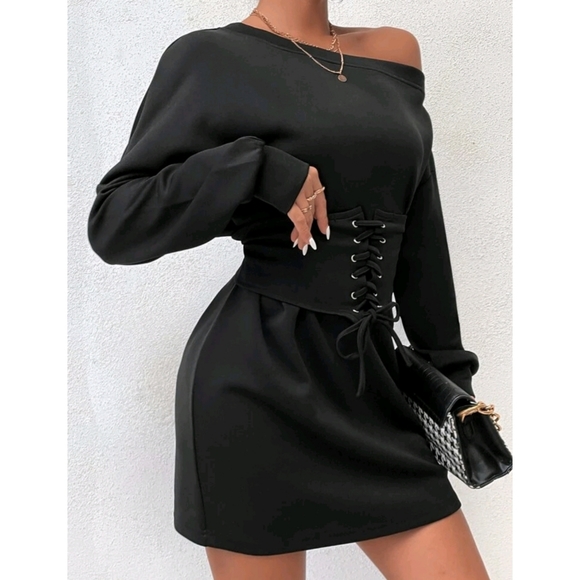 Asymmetrical Neck Sweatshirt Dress & Lace Up Corset - Picture 5 of 6